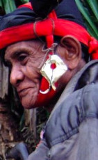 Mamuli | Mamuli worn by tribal elder | Image via Pinterest
