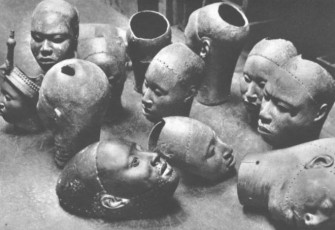 Photograph-of-Wunmonije-site-finds-along-with-the-near-pure-copper-Obalufon-mask-long-housed-in-the-palace.