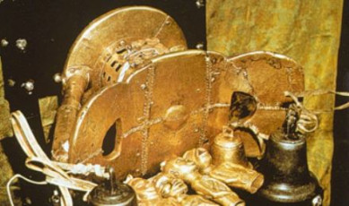 Ashanti Gold | The Golden Stool of Ashanti | Image via Pinterest