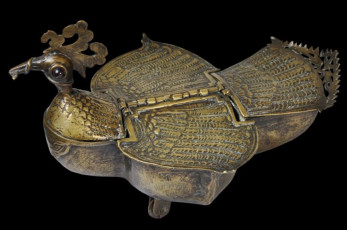 The Betel Nut | Hornbill shaped betel box from the Dayak people | Image courtesy of Michael Backman Ltd