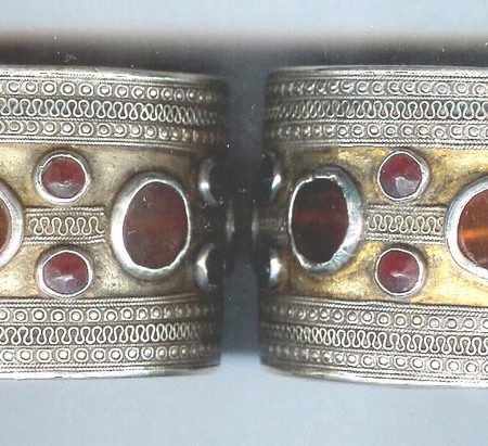Cuffs – Turkmenistan
